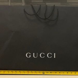 Large Gucci paper bag